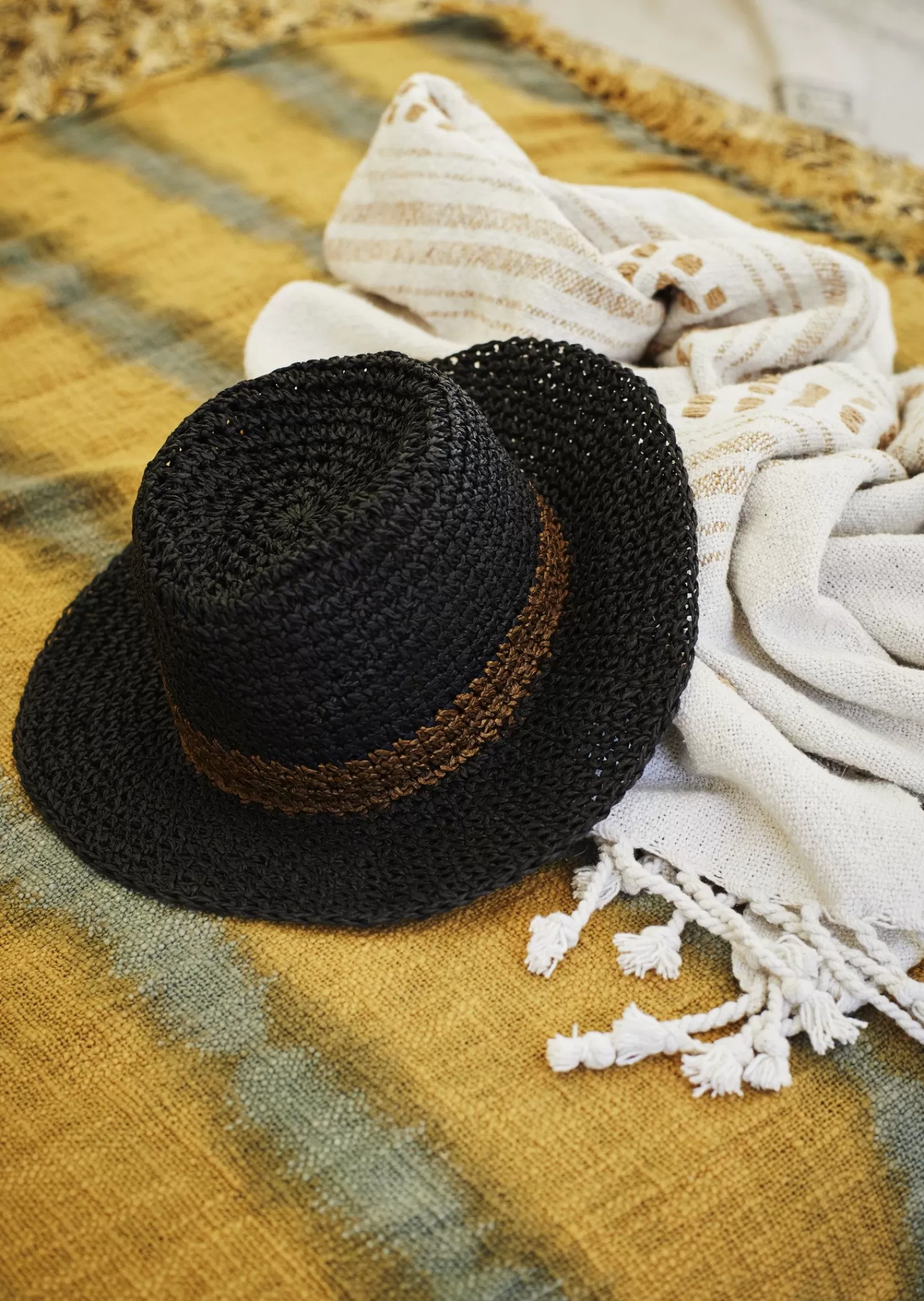 Madam Stoltz Gehaakte Hoed Black Brown Discount