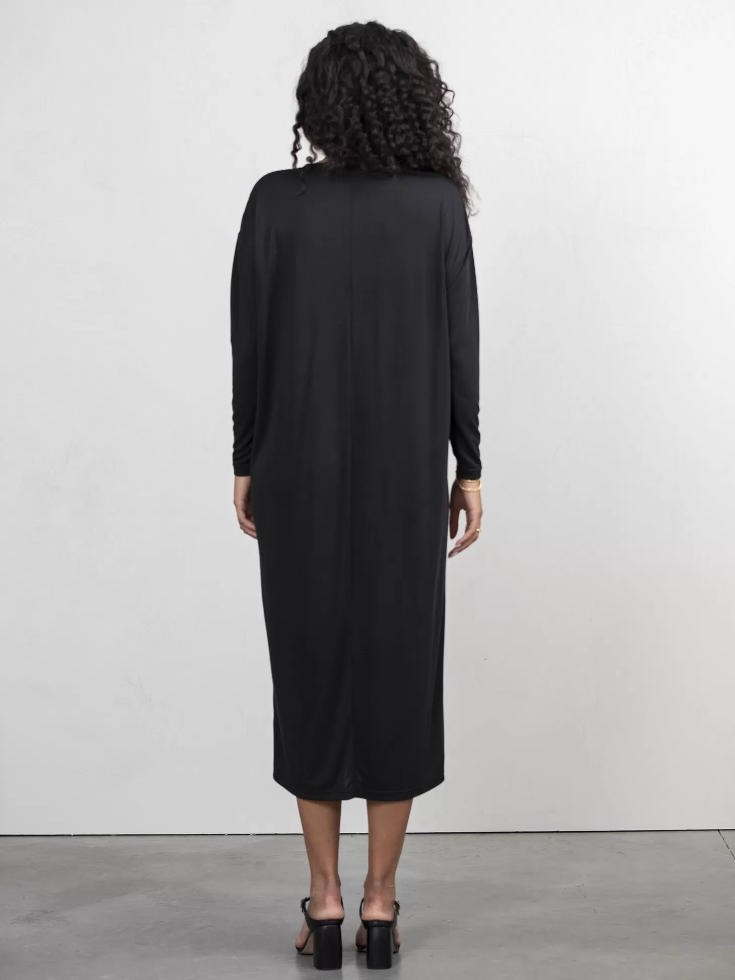 lange_jersey_jurk_anne_3-1.webp Les Soeurs Lange Jersey Jurk Anne Black Online