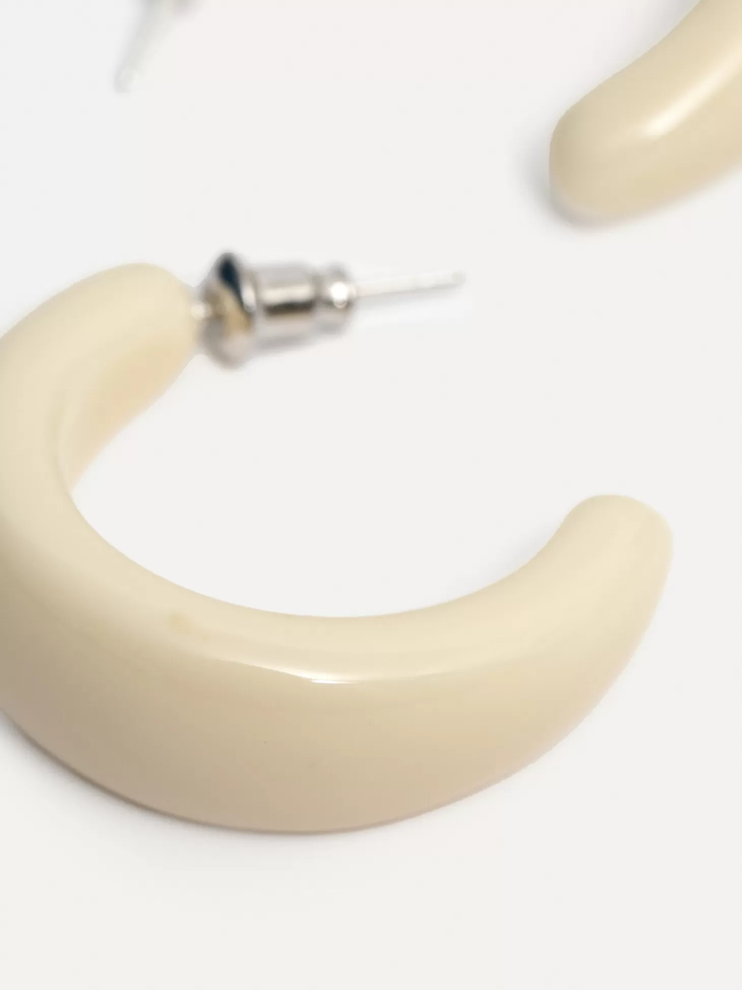 Les Soeurs Resin Oorbellen Set Melly White Flash Sale