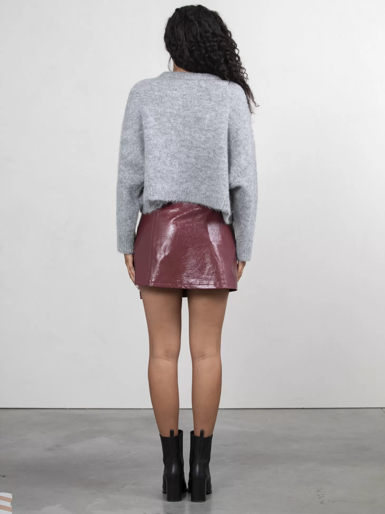 vegan_leren_mini_rok_avery_5-1.webp Les Soeurs Vegan Leren Mini Rok Avery Bordeaux Hot