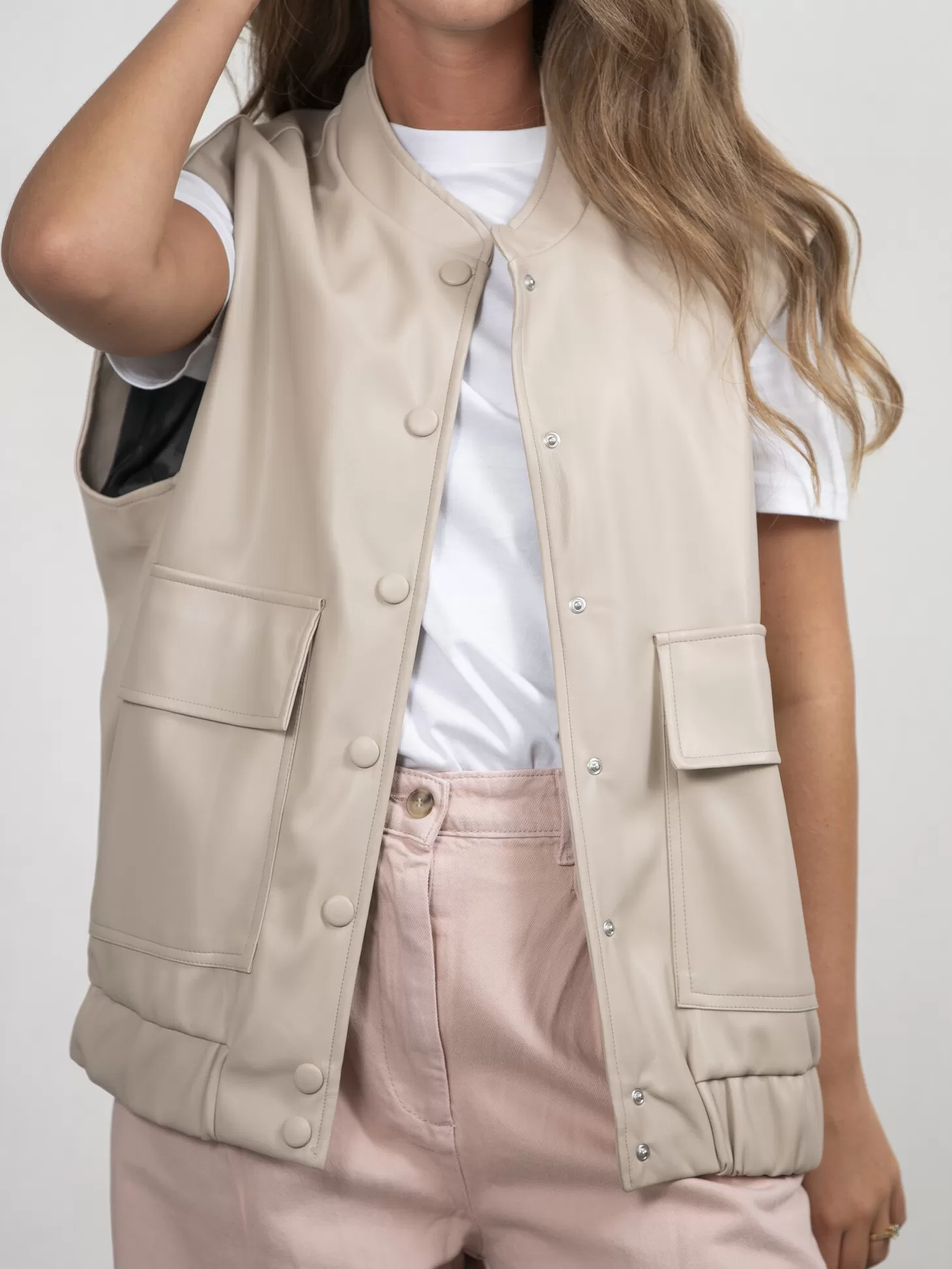 vest_nate_2-1.webp Le Marais Vest Nate Beige Flash Sale
