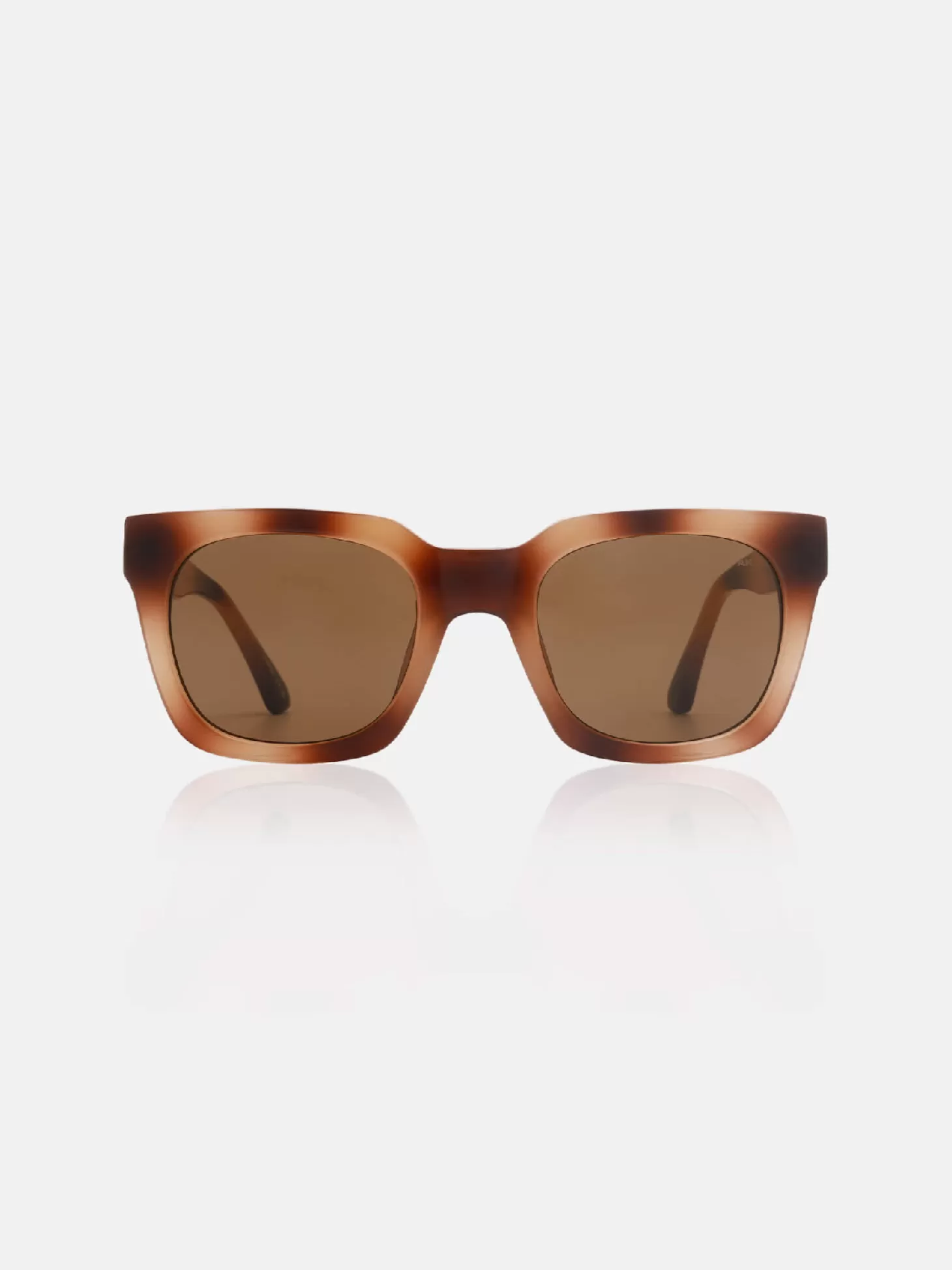 zonnebril_nancy_4.webp A.Kjaerbede Zonnebril Nancy Demi Brown Store