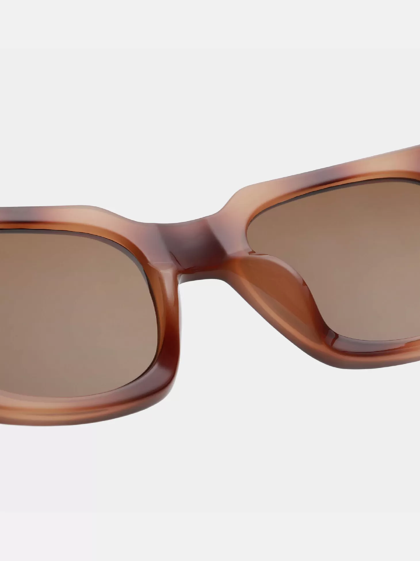 zonnebril_nancy_5.webp A.Kjaerbede Zonnebril Nancy Demi Brown Store