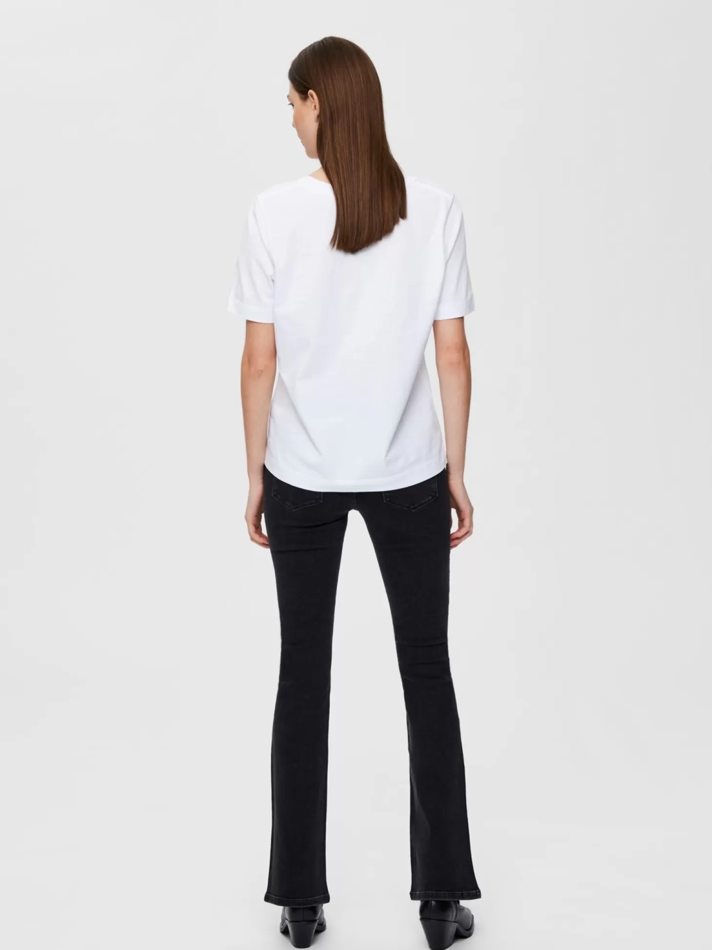 basic_tshirt_met_vhals_standard_4.webp Selected Basic T-Shirt Met V-Hals Standard Bright White Cheap