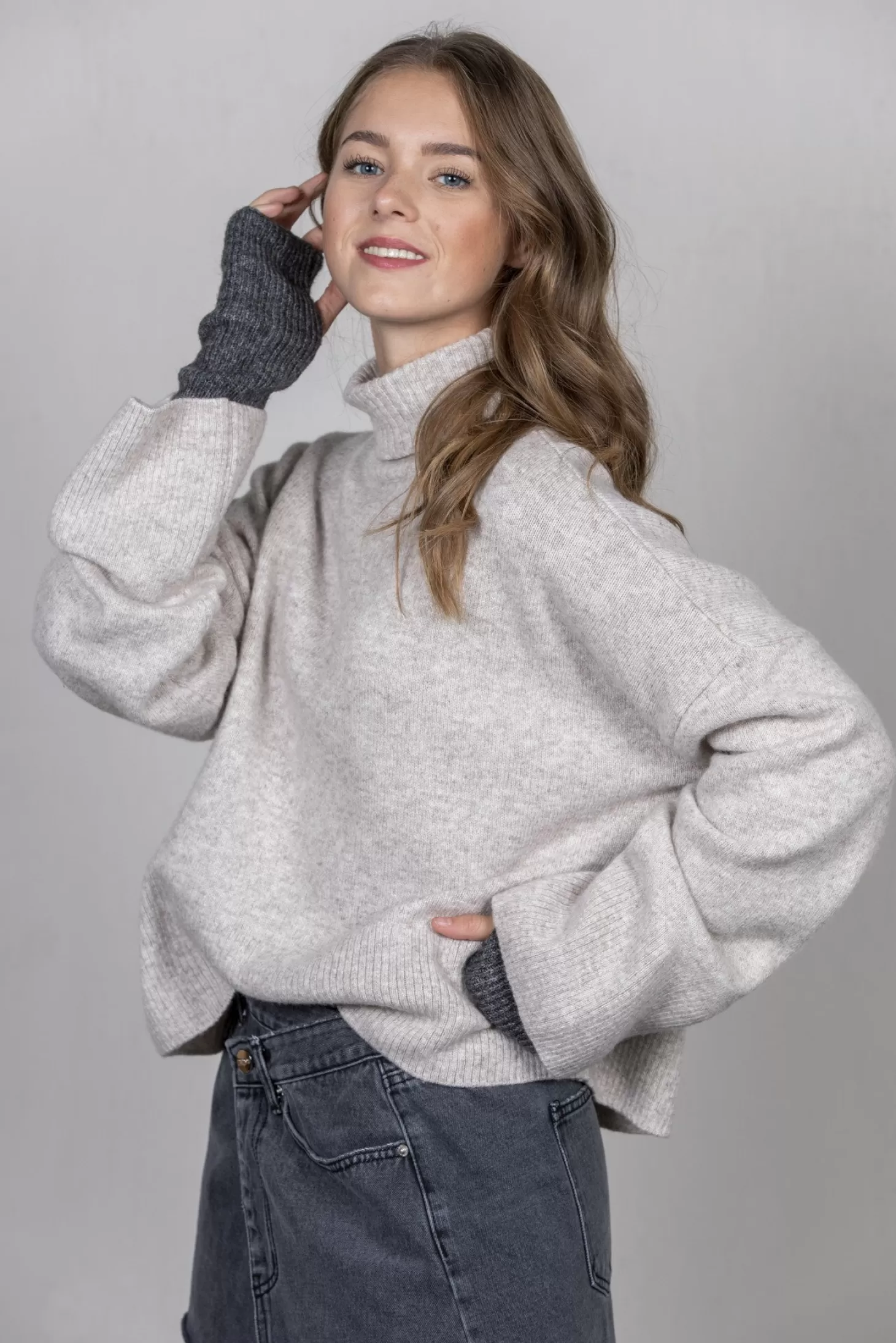 gebreide_trui_hera_2-1.webp Les Soeurs Gebreide Trui Hera Beige Store