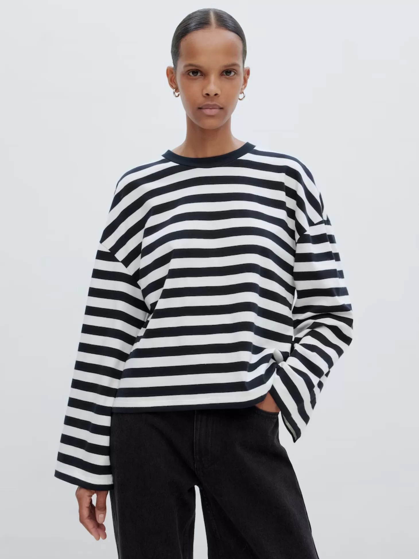 Edited Gestreept T-Shirt Met Lange Mouwen Delfia Black & White Stripes Online