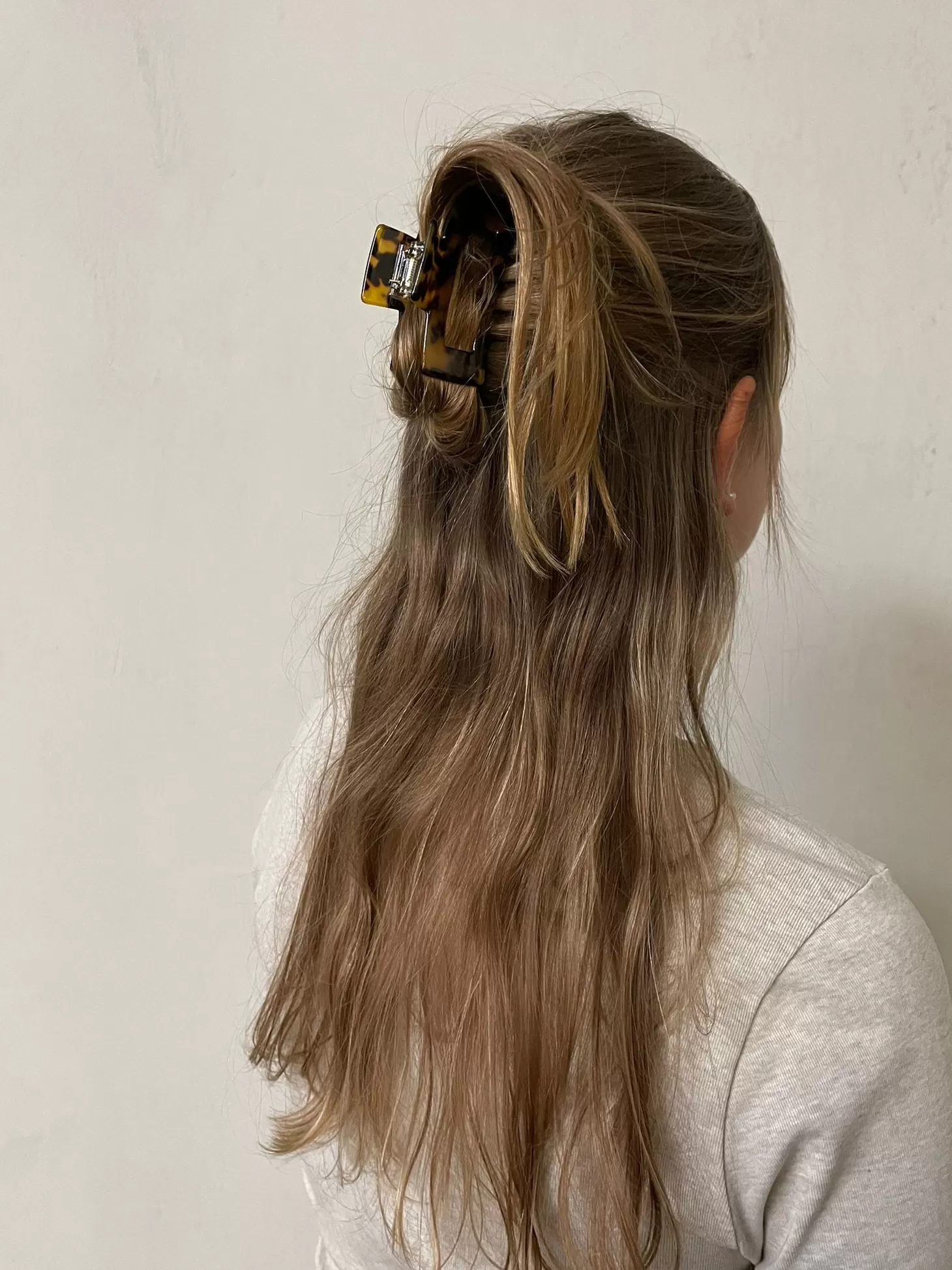 hair_clip_rectangle_2.webp Les Soeurs Hair Clip Rectangle Dark Tortue Store