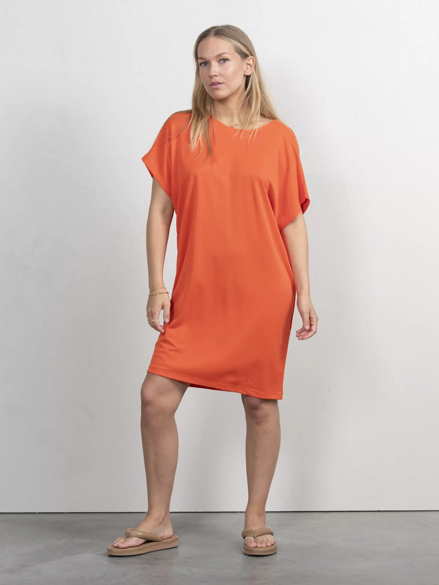 MBYM Jersey Jurk Kattie Bosko Cherry Tomato Fashion