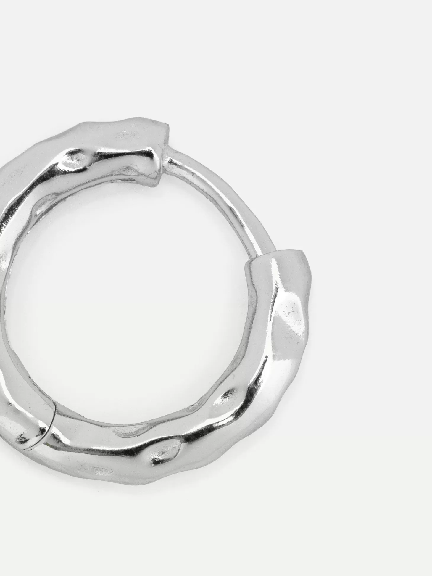Les Soeurs Oorbel Joanne Hammered Silver Flash Sale