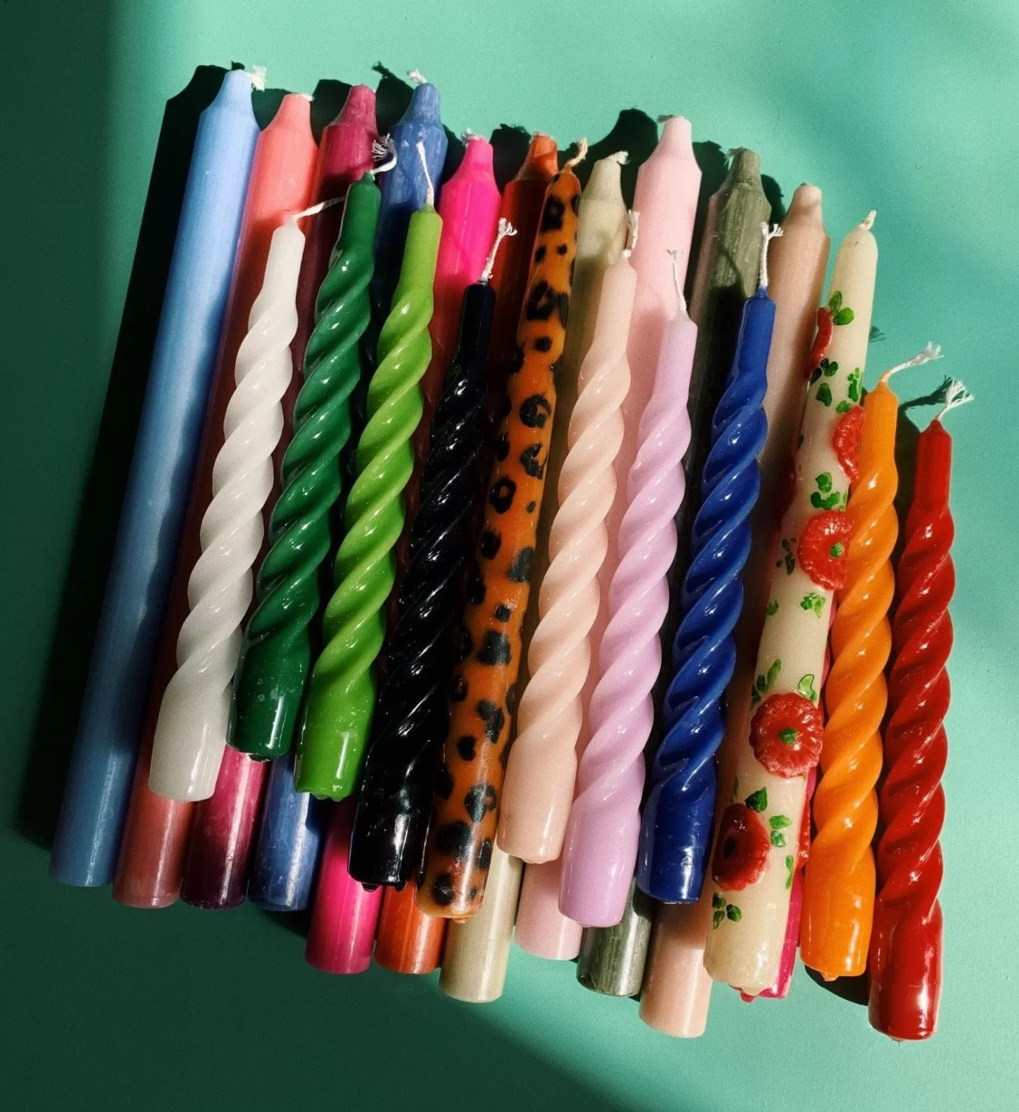 Anna + Nina Twisted Kaars Sale